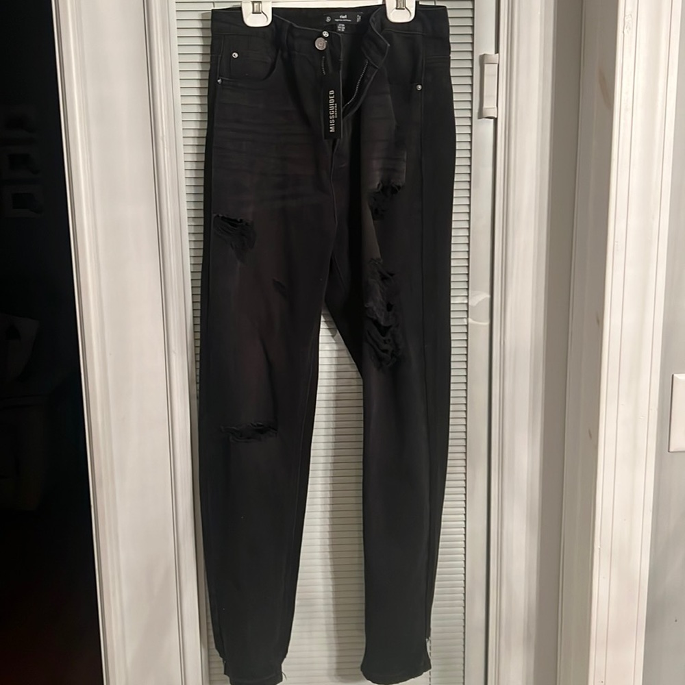 black wide leg jeans